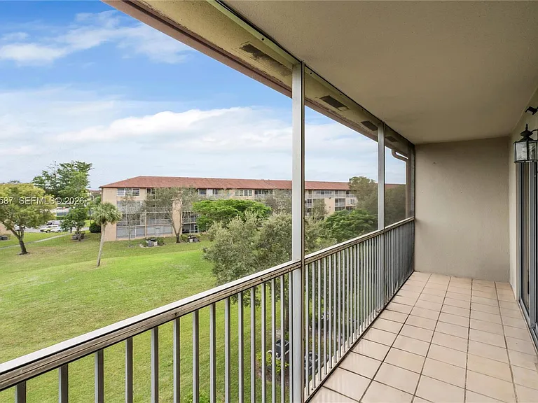 801 SW 133rd Ter #406K — Photo 15