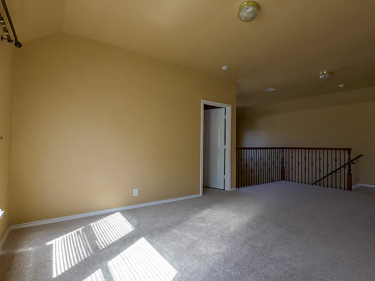 619 Fairglen Ct — Photo 8