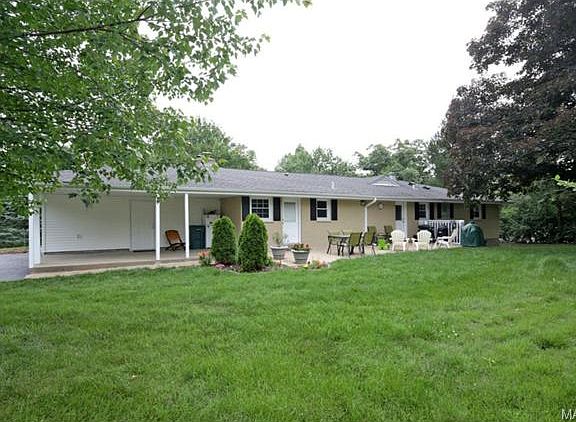3rd image of 506 Bambury Way