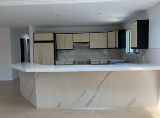 81 Manorhaven Blvd, Pt Washington, NY 11050