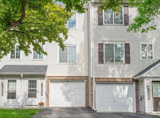 15542 Float Ln #101, Saint Paul, MN 55124