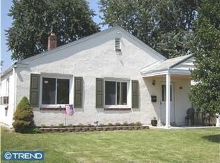 76 Florence Ave, Aston, PA