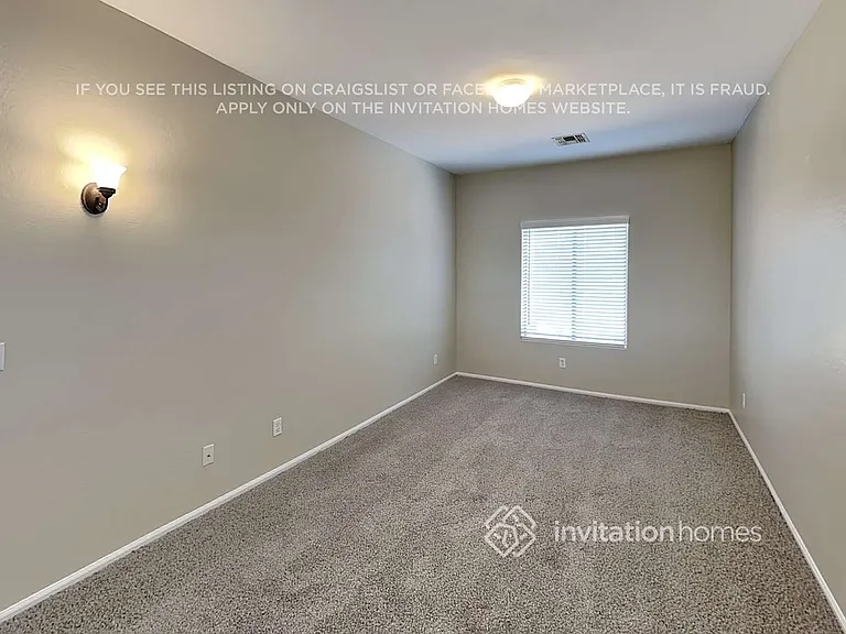 1640 S 171st Dr — Photo 13