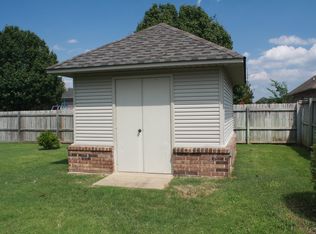 1300 Crosspoint Rd, Conway, AR 72034