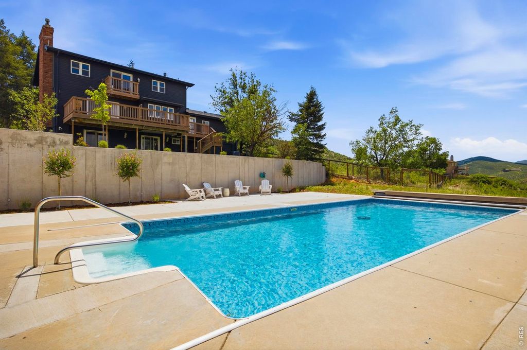 101 Callie Ct
