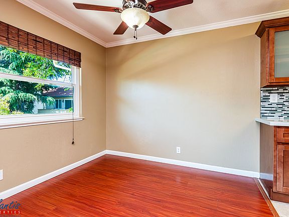 5th image of 787 N Fair Oaks Ave APT 2
