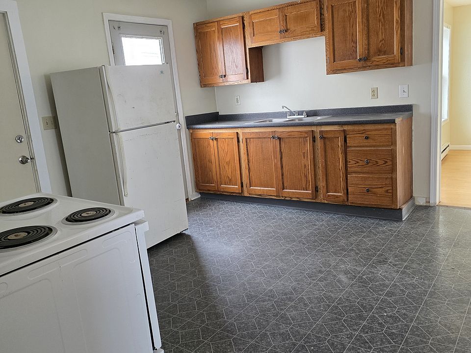 1st image of 167 Paine St Unit 1