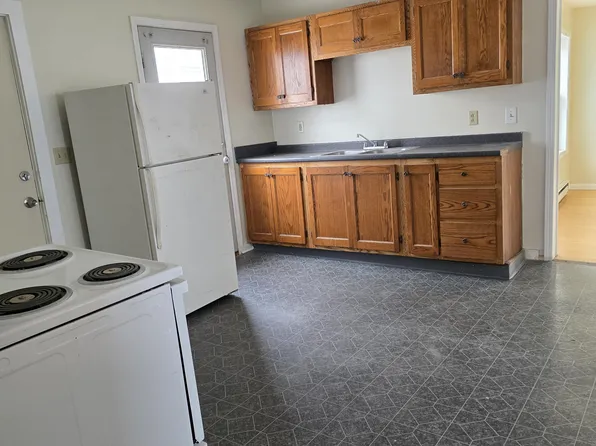 167 Paine St Unit 1, Troy, NY 12183