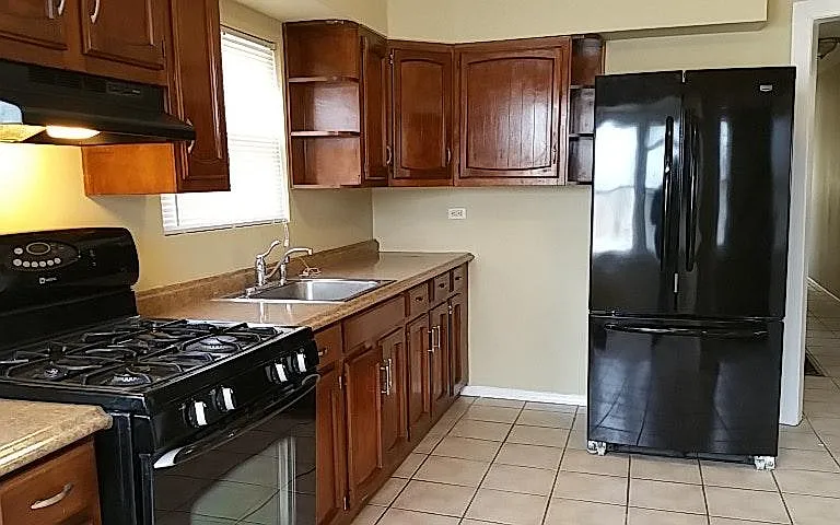 8500 S Kingston Ave #1 — Photo 2