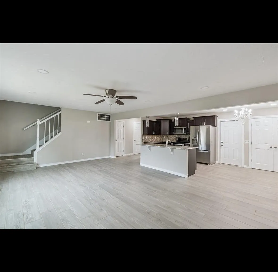 3 bed, 3.5 bath, 1800 sqft, $1,800 — Photo 2