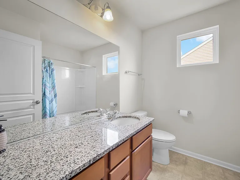 4255 Fraser Cir — Photo 29