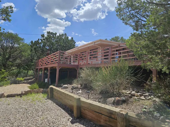3-3 Calico Peak Rd, High Rolls Mountain Park, NM 88325