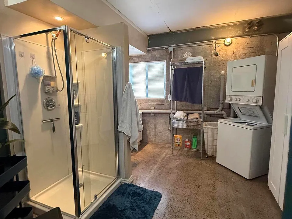 353 E Thomas Rd #C307