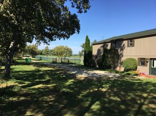 15011 Harmony Rd, Huntley, IL 60142