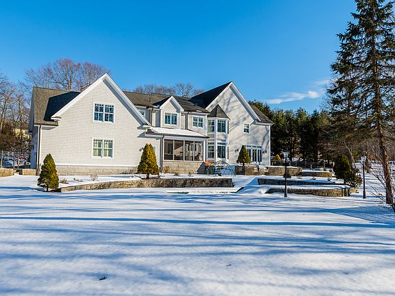 3 Oak Hill Terrace