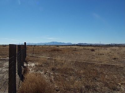Nice 3 BR, 2BA home on 10 Acres, Willcox