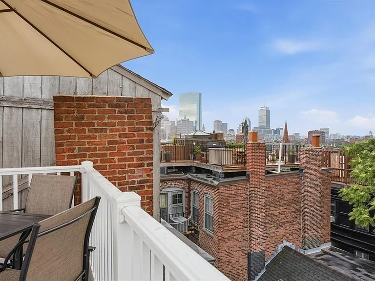 6 Goodwin Pl #4 — Photo 19