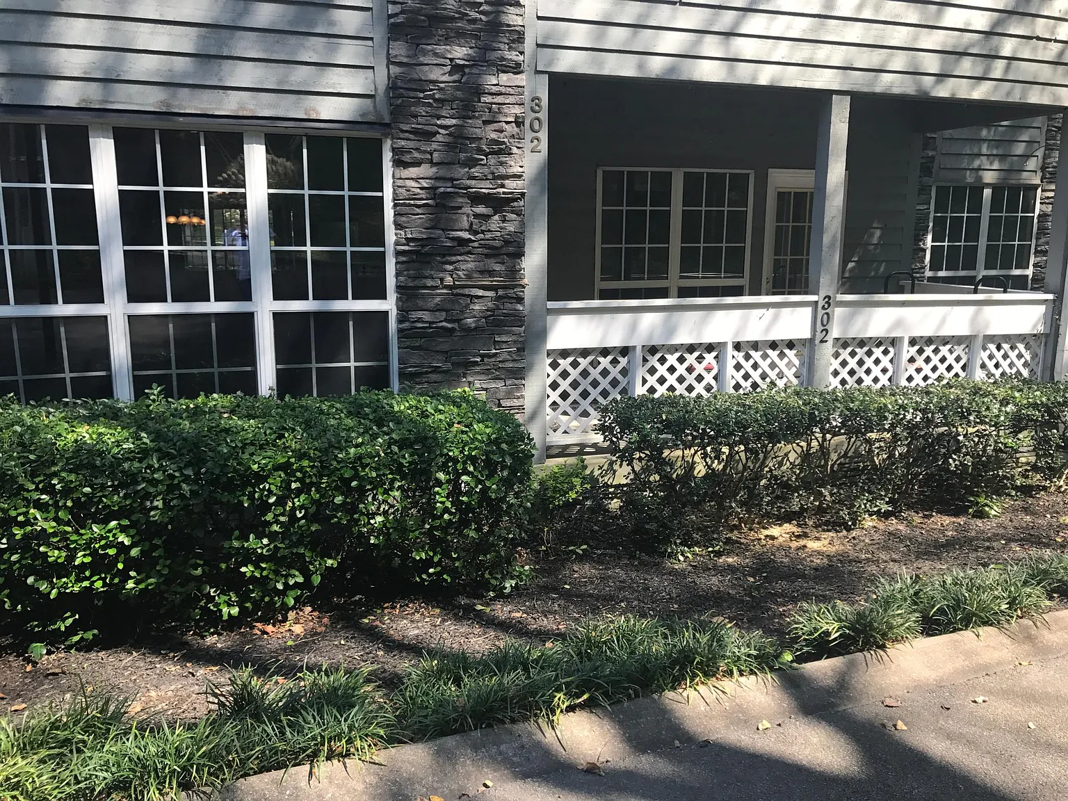 2 bed, 1150 sqft, $1,695 — Photo 2