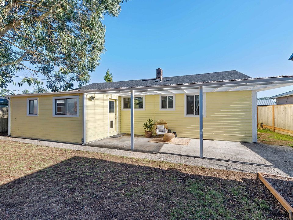1540 Garfield St, North Bend, OR 97459 | MLS #24079930 | Zillow