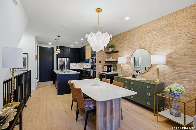 719 E Locust St #4107 — Photo 16