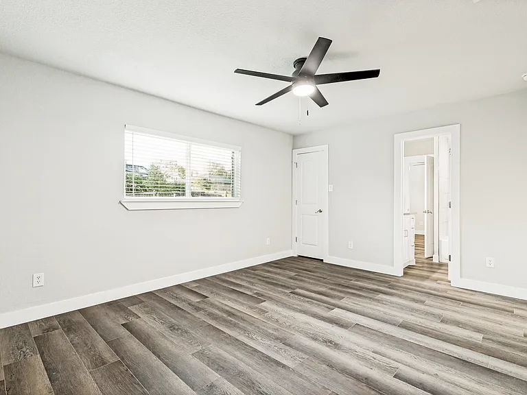437 Peninsula Dr — Photo 10