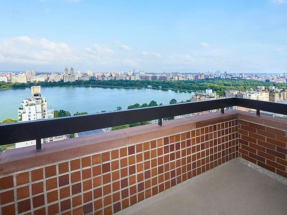 3rd image of 45 E 89th St APT 30C