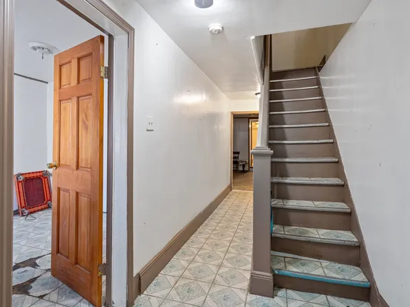 100-30 Martense Avenue image 2 of 36