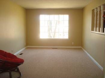 2nd image of 754 N Moccasin Pl