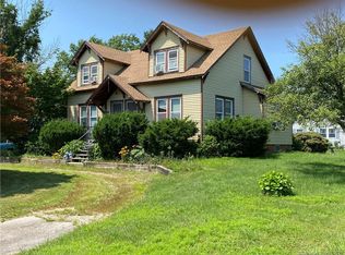 255 Boston Post Rd, Waterford, CT 06385