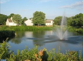 1201 Ginger Ct #A, Mount Laurel, NJ 08054