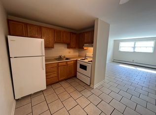 950 E North Broadway St APT 5, Columbus, OH 43224