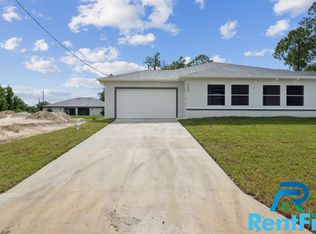 4889 30th St SW, Lehigh Acres, FL 33973