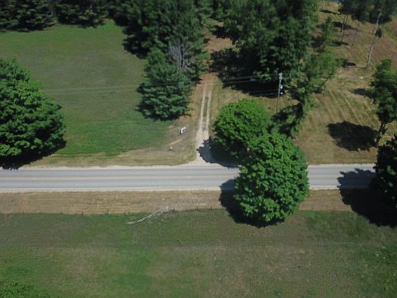 Driveway to property