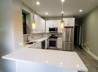 3624 N Racine Ave APT 2, Chicago, IL 60613