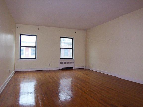 2nd image of 11 E 78th St APT 5A
