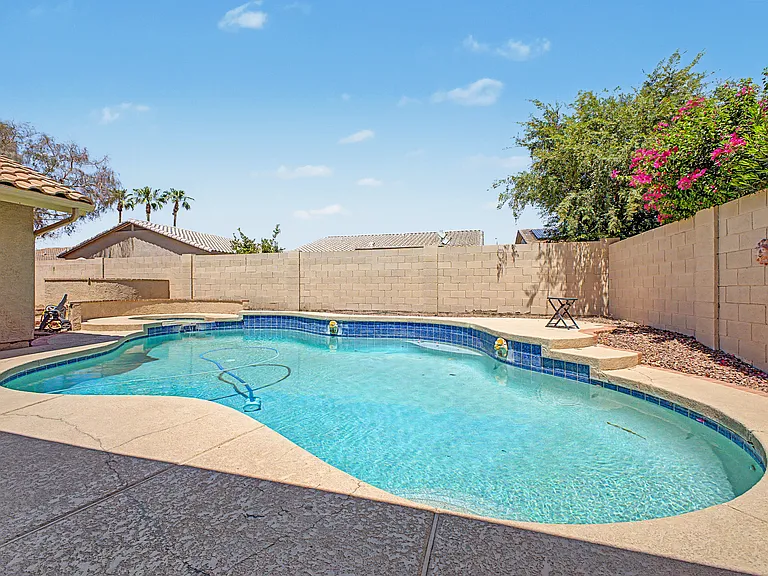 3103 N Meadow Ln — Photo 40