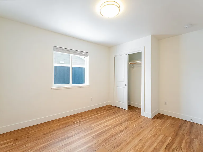 Silver Star Apartments — Photo 30