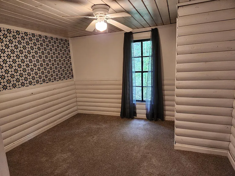 110 Lattimer Dr — Photo 8
