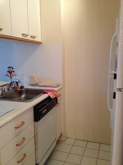 1st image of 393 W 49th St APT 3I