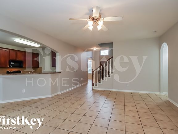 5th image of 16426 Rudder Dr