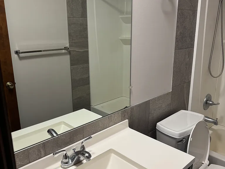 2219 Southwood Pl — Photo 14