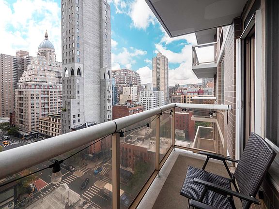 5th image of 200 E 89th St APT 14A