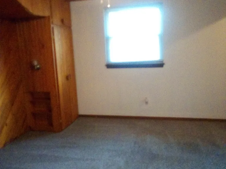 312 E Cedar Ln — Photo 9