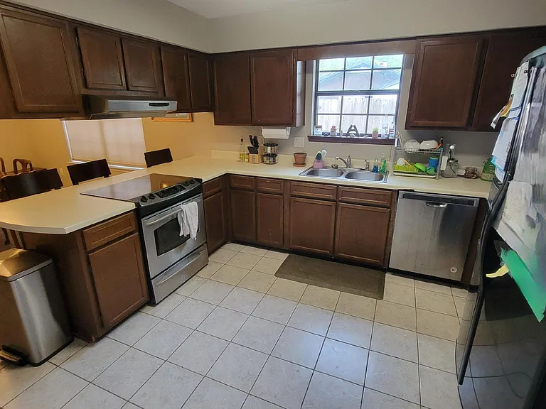1731 Bayshore Dr — Photo 15