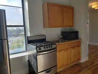 Rented by The Hamilton Group