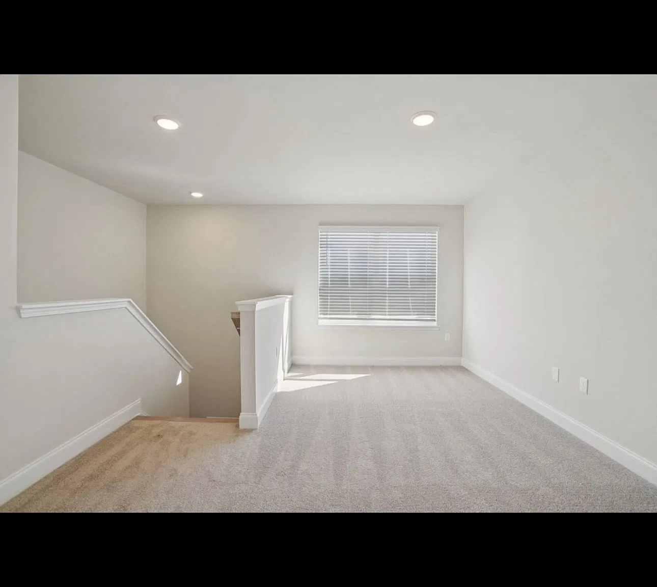 133 Dahlia Dr — Photo 2