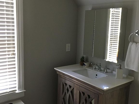 First Floor Bathroom