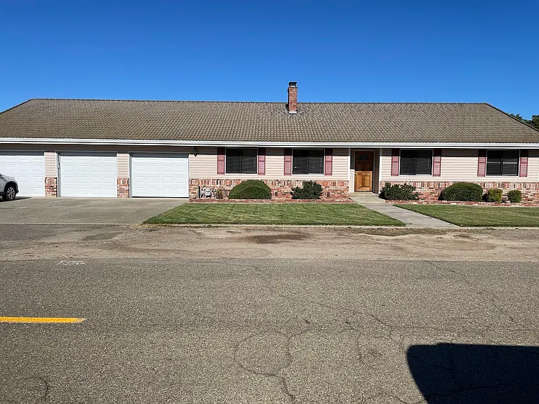 2843 Bancroft Rd — Photo 1