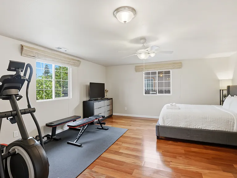 609 Stanford Ave — Photo 38