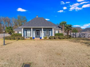 110 Piccadilly Cir, Bossier City, LA 71111